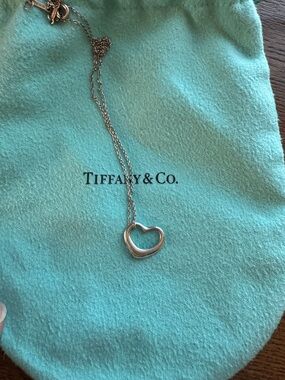 Tiffany & Co/Elsa Peretti Open Heart 16”Necklace 925 Silver W/ Signature Pouch